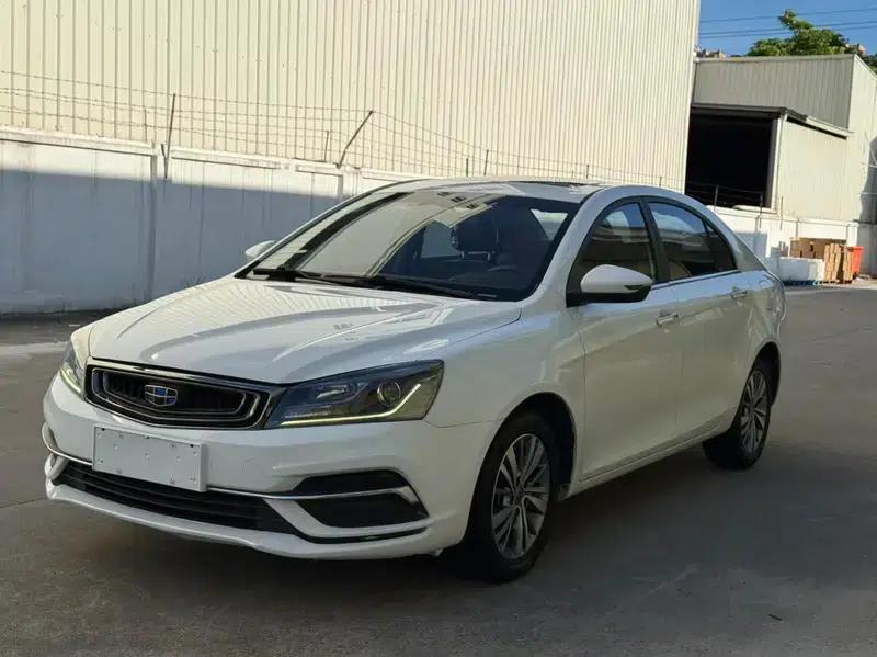 Geely Emgrand 2018 1.5L CVT Upward Connected Edition — миниатюра 1