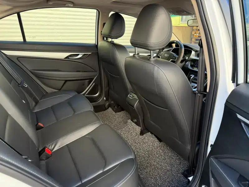 Geely Emgrand 2018 1.5L CVT Upward Connected Edition — миниатюра 11