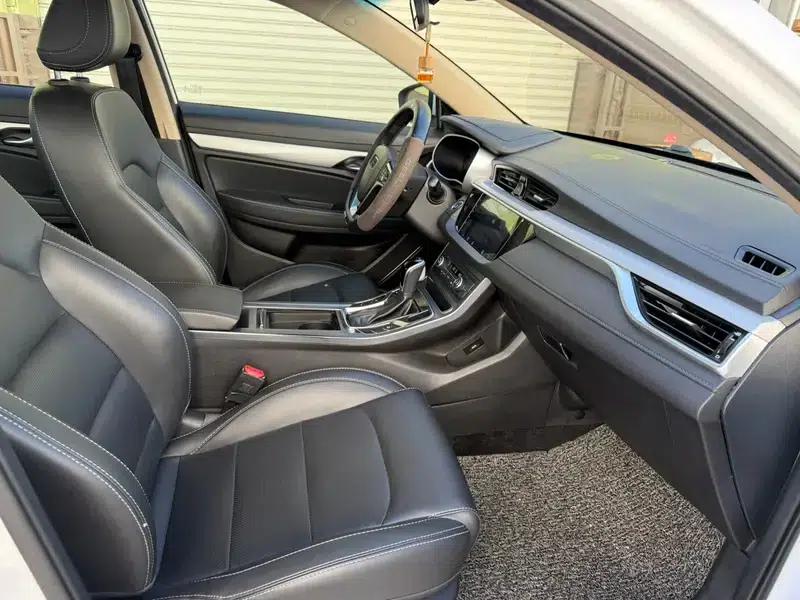Geely Emgrand 2018 1.5L CVT Upward Connected Edition — миниатюра 12