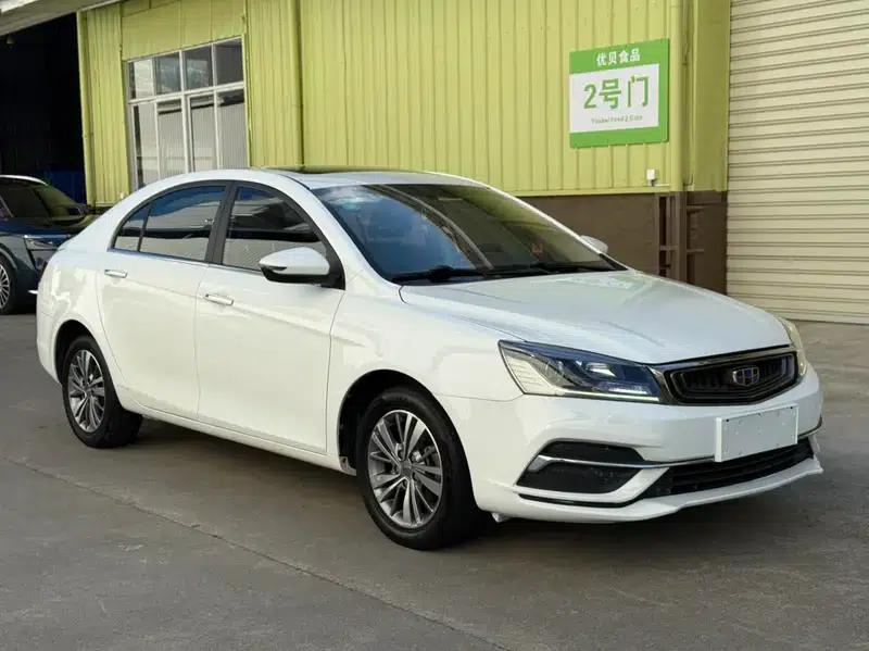 Geely Emgrand 2018 1.5L CVT Upward Connected Edition — миниатюра 3