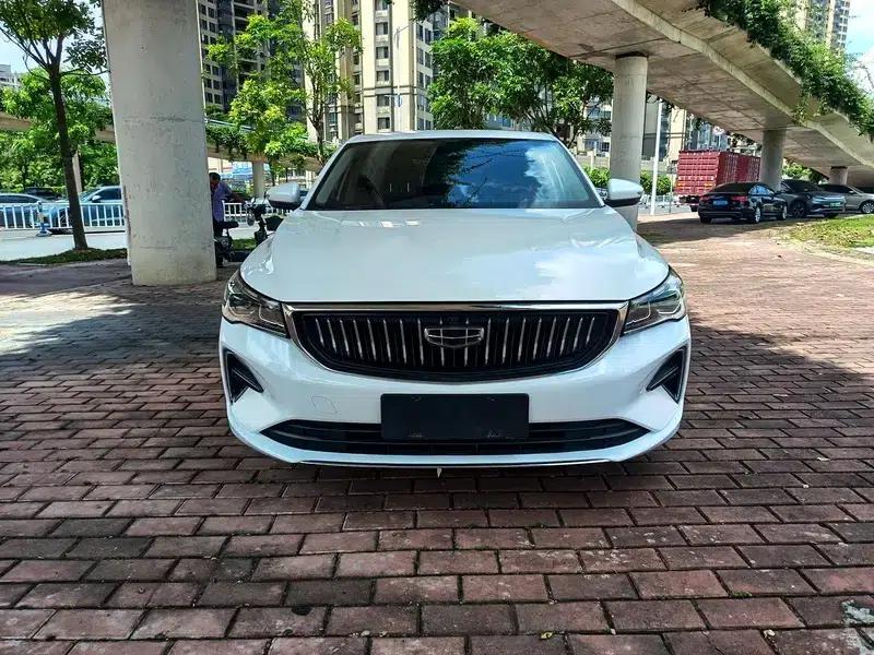 Geely Emgrand 2022 4th Generation 1.5L CVT Luxury Edition — миниатюра 2