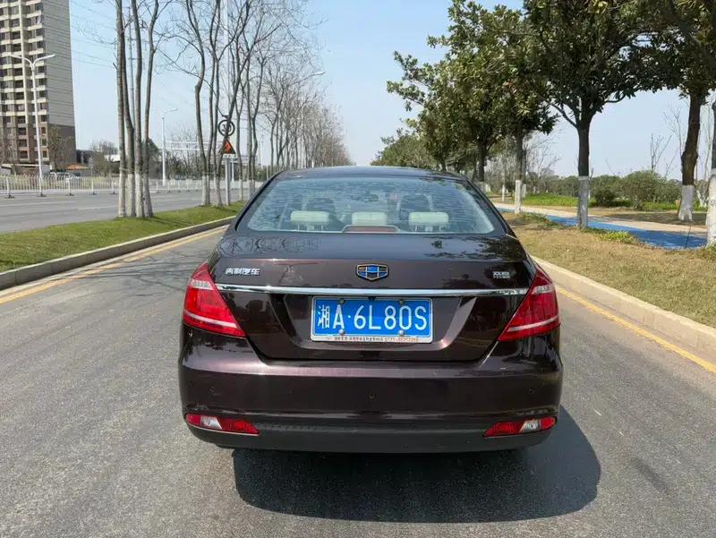 Geely Emgrand 2016 Sedan 1.5L CVT Upward Edition — миниатюра 6
