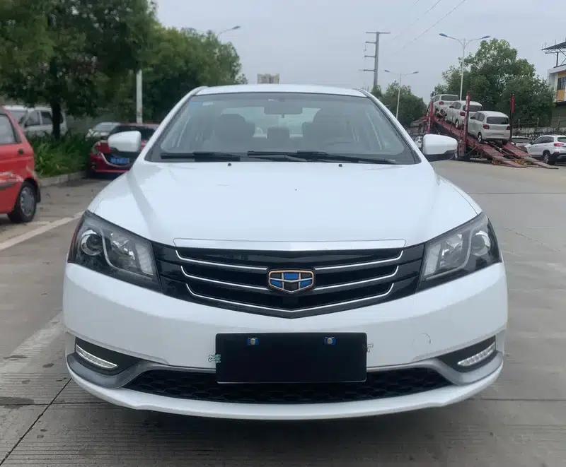 Geely Emgrand 2014 Sedan 1.5L Manual Fashion Edition — миниатюра 2