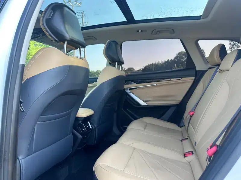 Geely Boyue L 2023 1.5TD DCT Premium Edition — миниатюра 12