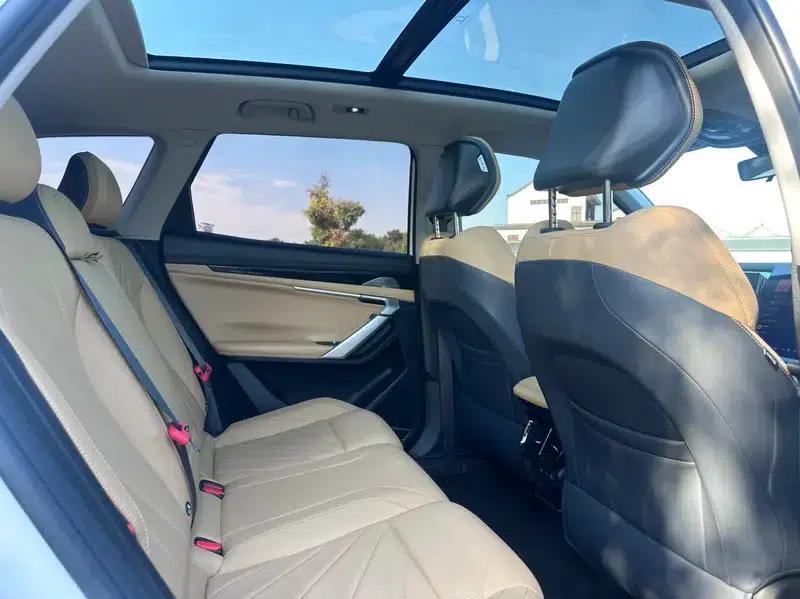 Geely Boyue L 2023 1.5TD DCT Premium Edition — миниатюра 13