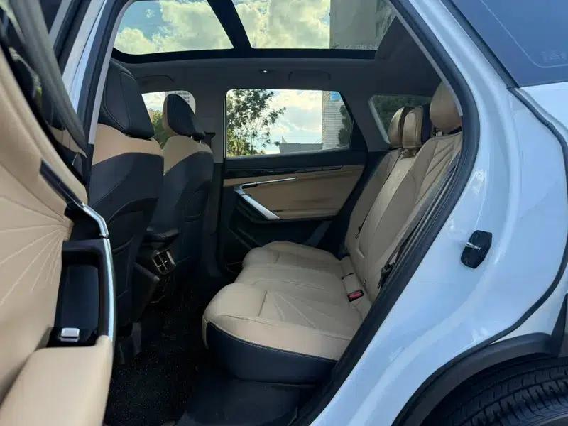 Geely Boyue L 2023 1.5TD DCT Premium Edition — миниатюра 12