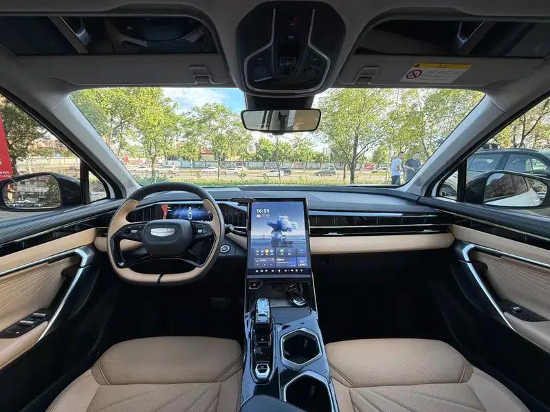 Geely Boyue L 2023 1.5TD DCT Premium Edition — миниатюра 9