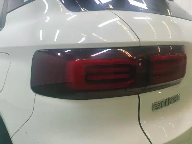 Geely ICON 2023 1.5TD Chocolate Edition — миниатюра 13