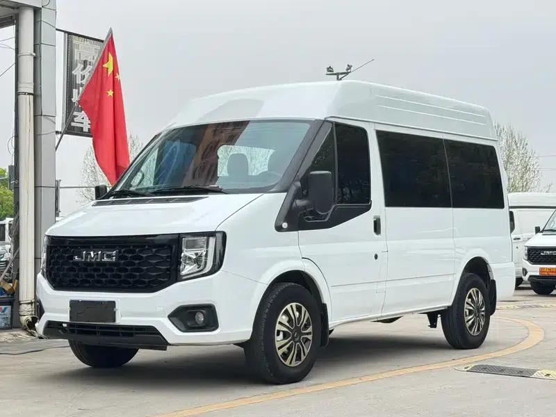 Fushun 2023 2.0T Manual Diesel Short Wheelbase Mid-Roof Commercial Multi-Purpose Passenger Van (6 Seats) — миниатюра 1