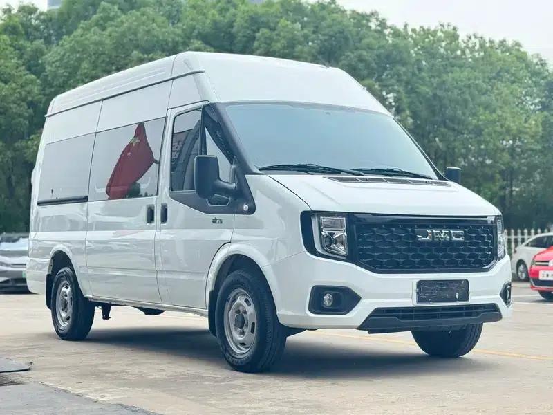 Fushun 2023 2.0T Manual Diesel Mid-Wheelbase Mid-Roof Commercial Multi-Purpose Passenger Van (7 Seats) — миниатюра 3