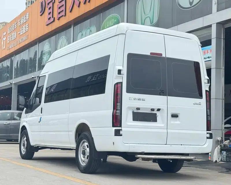 Fushun 2023 2.0T Manual Diesel Mid-Wheelbase Mid-Roof Commercial Multi-Purpose Passenger Van (7 Seats) — миниатюра 4