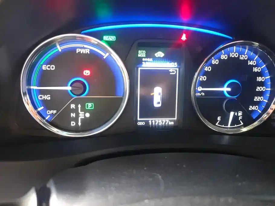 Corolla Hybrid E+ 2019 1.8L E-CVT Leading Edition — миниатюра 14