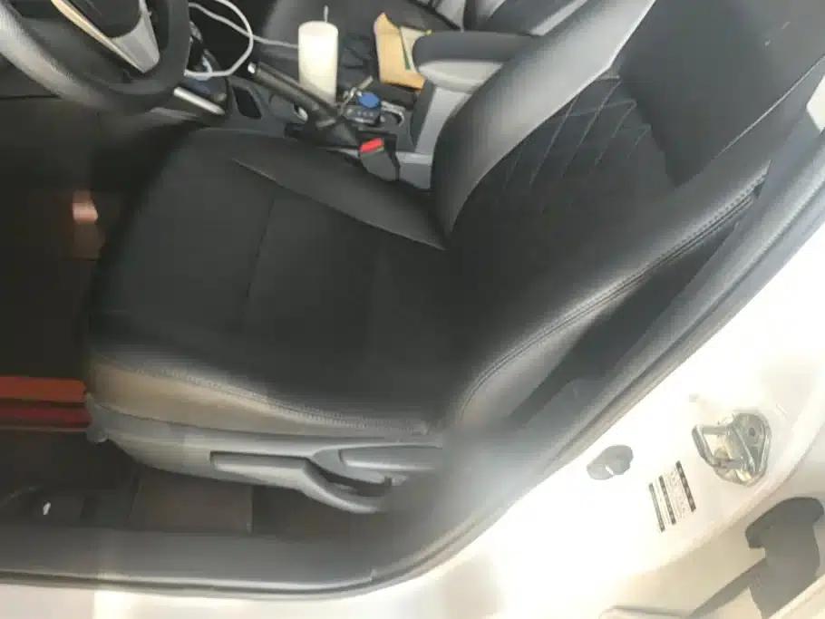 Corolla Hybrid E+ 2019 1.8L E-CVT Leading Edition — миниатюра 9