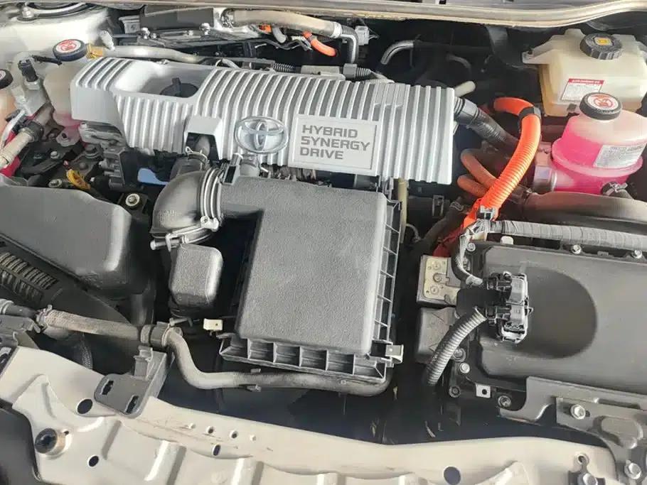 Corolla Hybrid E+ 2019 1.8L E-CVT Leading Edition — миниатюра 10