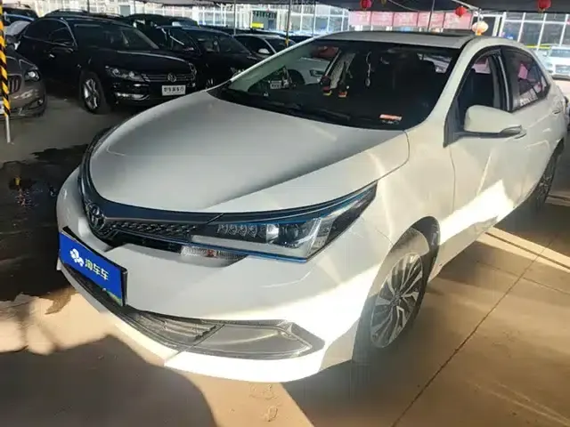 Corolla Hybrid E+ 2019 1.8L E-CVT Leading Edition
