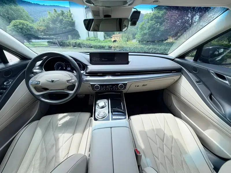 Genesis G80 2023 2.5T 2WD Luxury Edition — миниатюра 14