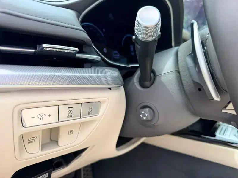 Genesis G80 2023 2.5T 2WD Luxury Edition — миниатюра 18