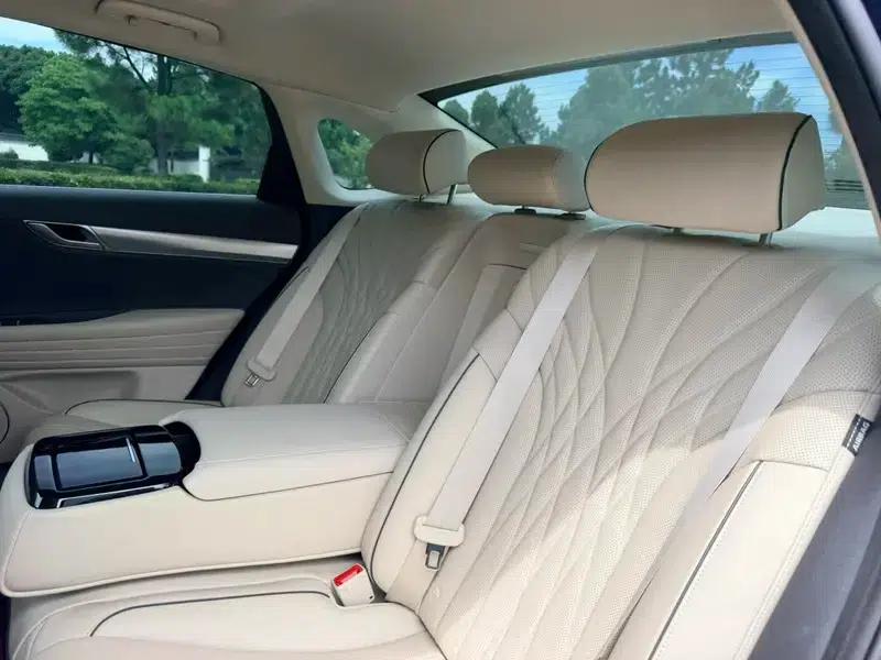 Genesis G80 2023 2.5T 2WD Luxury Edition — миниатюра 22