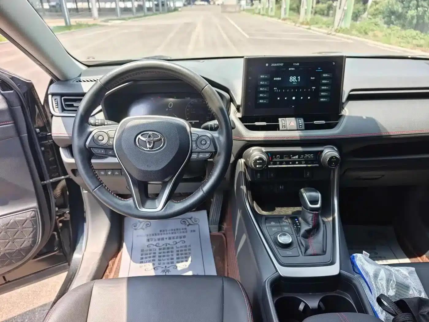Highlander New Energy 2021 High-Performance Edition 2.5L AWD Exhilarating Version — миниатюра 9
