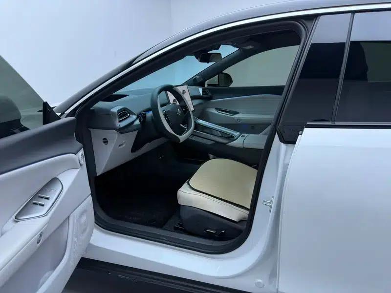 Jihu Alphard S5 2025 Model 560MAX 185kW — миниатюра 17
