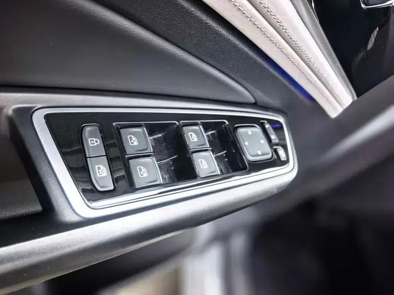 Jetta VS5 2024 280TSI Automatic Flagship High-Gloss Edition — миниатюра 25