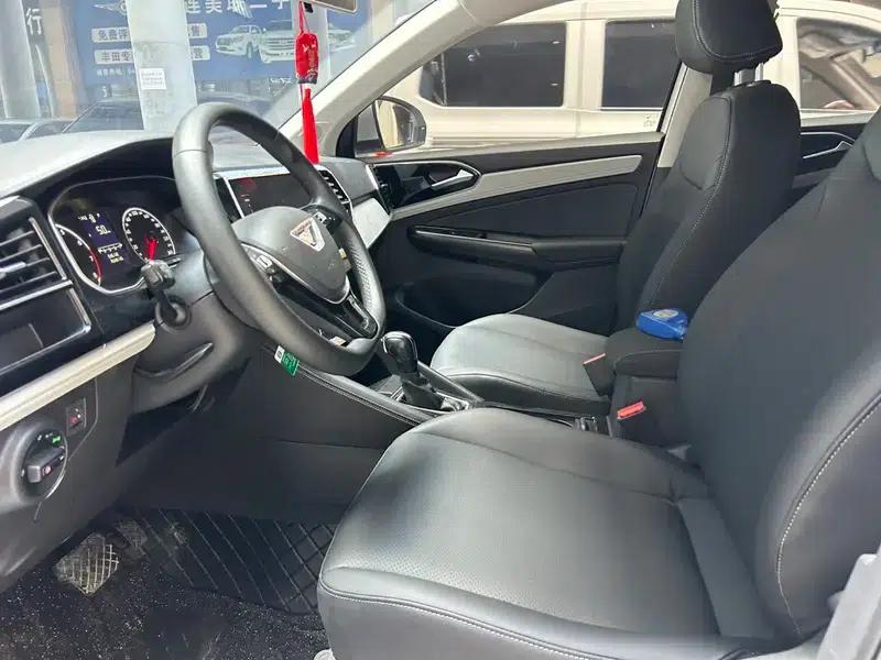 Jetta VS5 2023 280TSI Automatic Entry-Level Edition — миниатюра 12