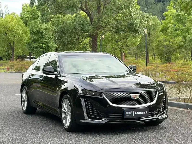 2022 Cadillac CT5 28T Luxury — миниатюра 3