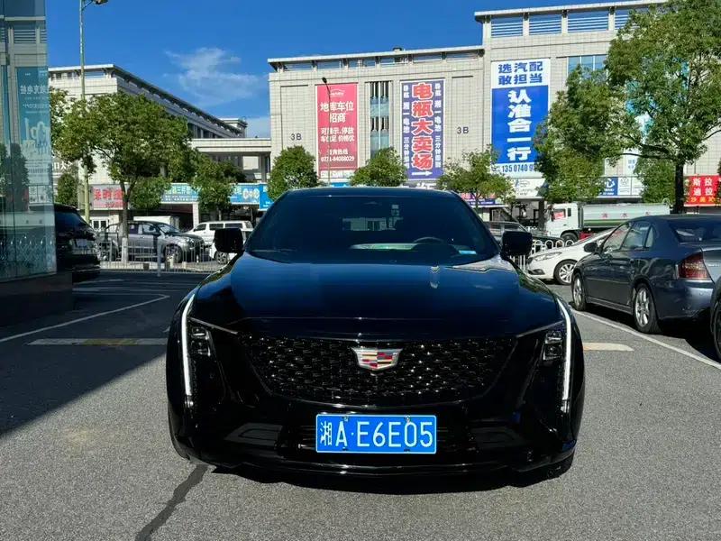 2024 Cadillac CT5 28T Luxury Pro — миниатюра 2