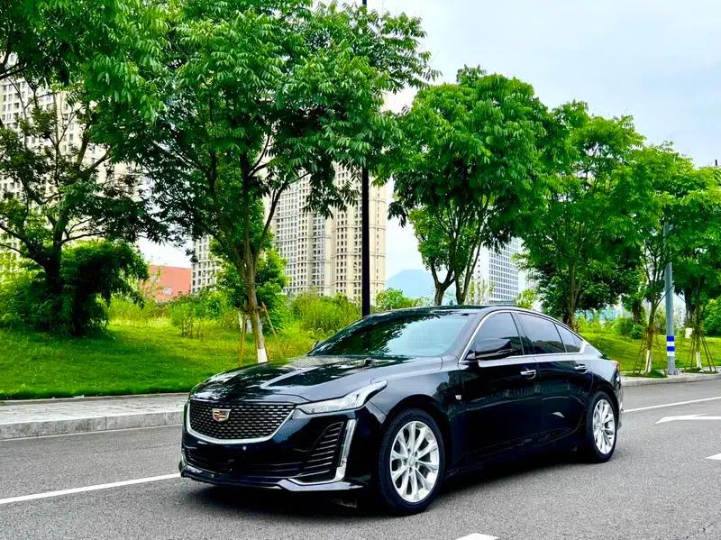2022 Cadillac CT5 28T Luxury — миниатюра 1
