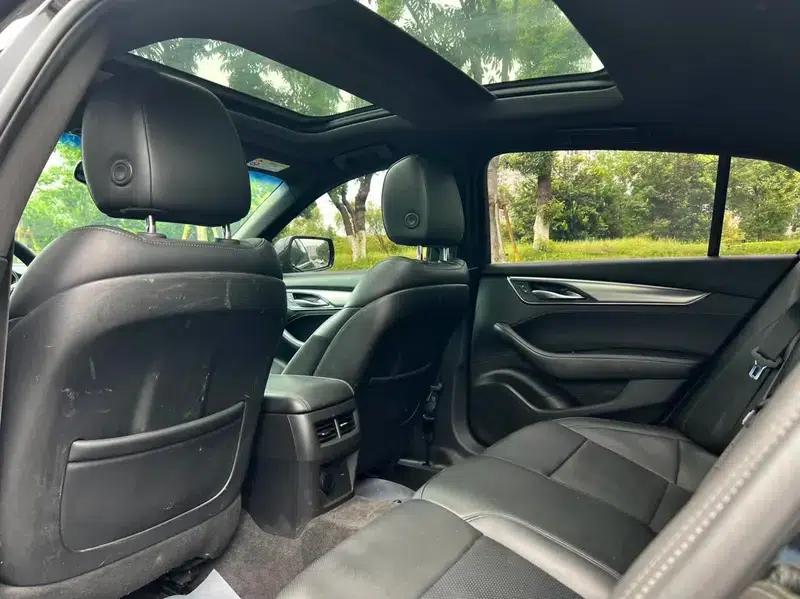 2022 Cadillac CT5 28T Luxury — миниатюра 11