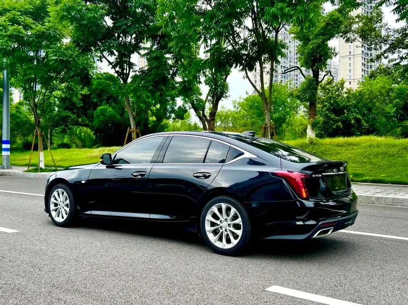 2022 Cadillac CT5 28T Luxury — миниатюра 4