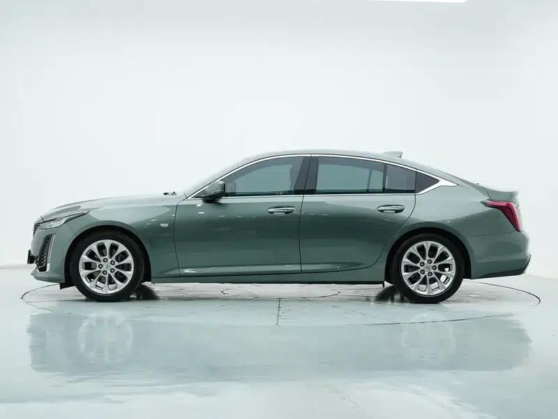 2022 Cadillac CT5 28T Luxury Standard Edition — миниатюра 4