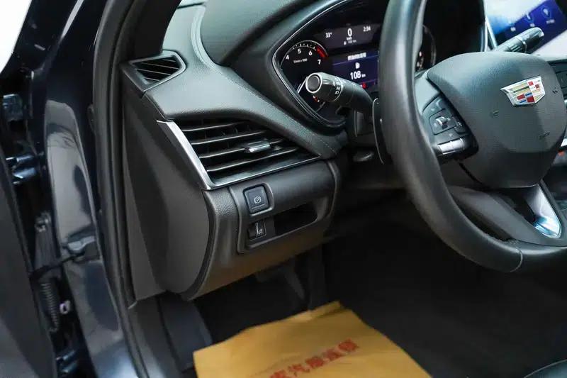 2022 Cadillac CT5 28T Luxury Standard Edition — миниатюра 11