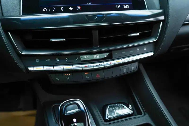 2022 Cadillac CT5 28T Luxury Standard Edition — миниатюра 6