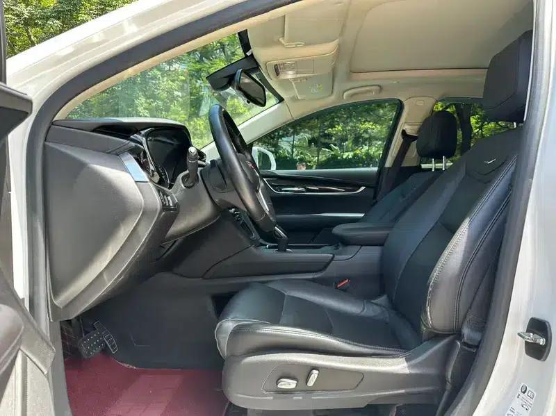 Cadillac XT5 2018 25T Luxury — миниатюра 8