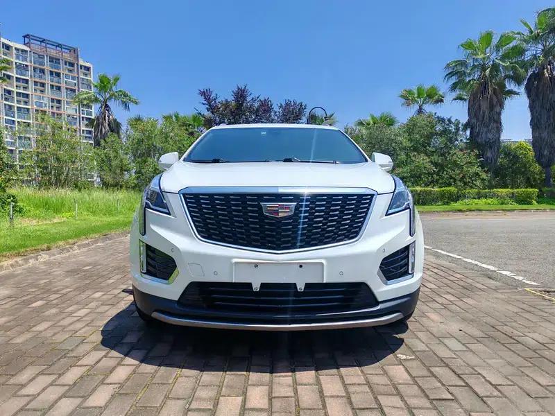 Cadillac XT5 2022 2.0T 2WD Luxury — миниатюра 2