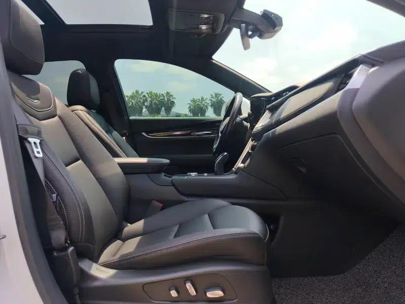 Cadillac XT5 2022 2.0T 2WD Luxury — миниатюра 9