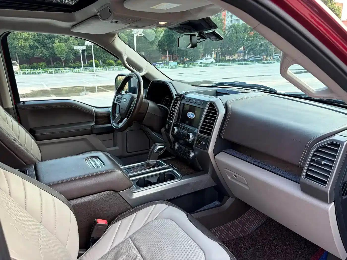 Ford F-150 Raptor 2019 3.5T LTD — миниатюра 11