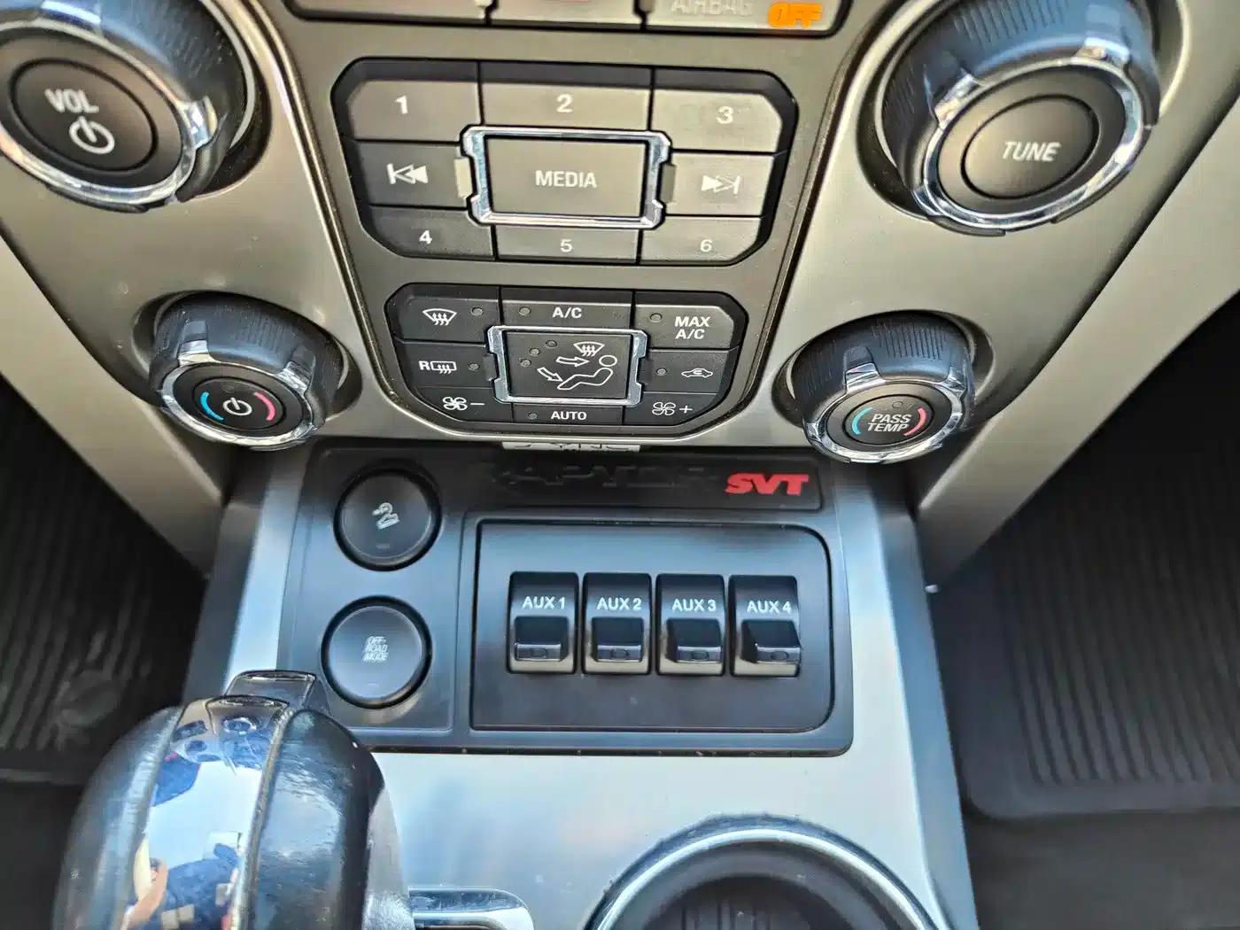 2014 Ford F-150 Raptor 6.2L Mexican Luxury Edition — миниатюра 14