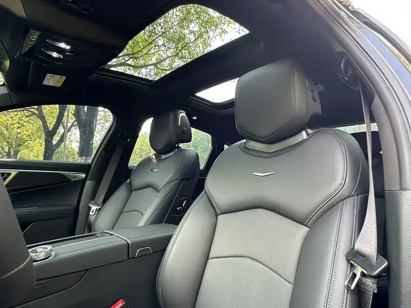 2023 Cadillac CT6 28T Luxury — миниатюра 13