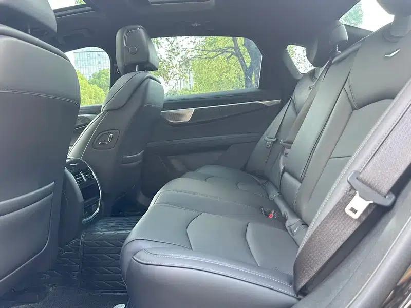 2023 Cadillac CT6 28T Luxury — миниатюра 14