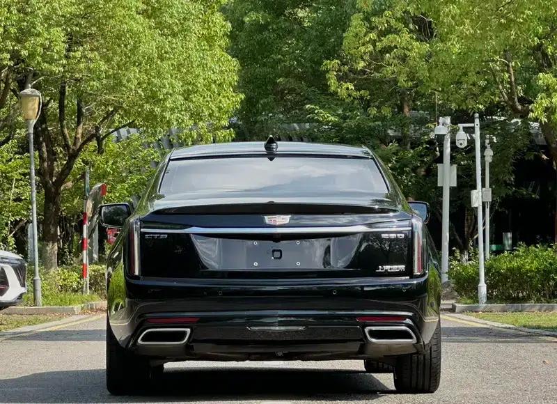 2023 Cadillac CT6 28T Luxury — миниатюра 3