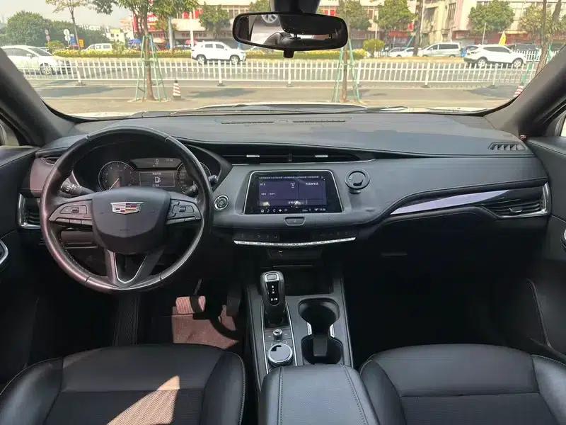 2018 Cadillac XT4 28T Two-Wheel Drive Technical Edition — миниатюра 7