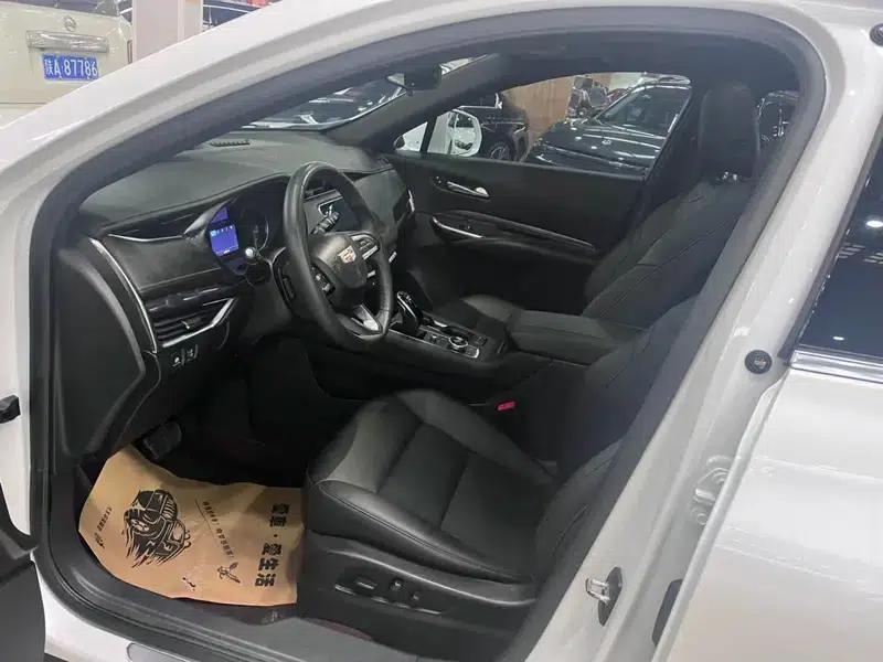 Cadillac XT4 2021 28T Two-Wheel Drive Technology Edition — миниатюра 12