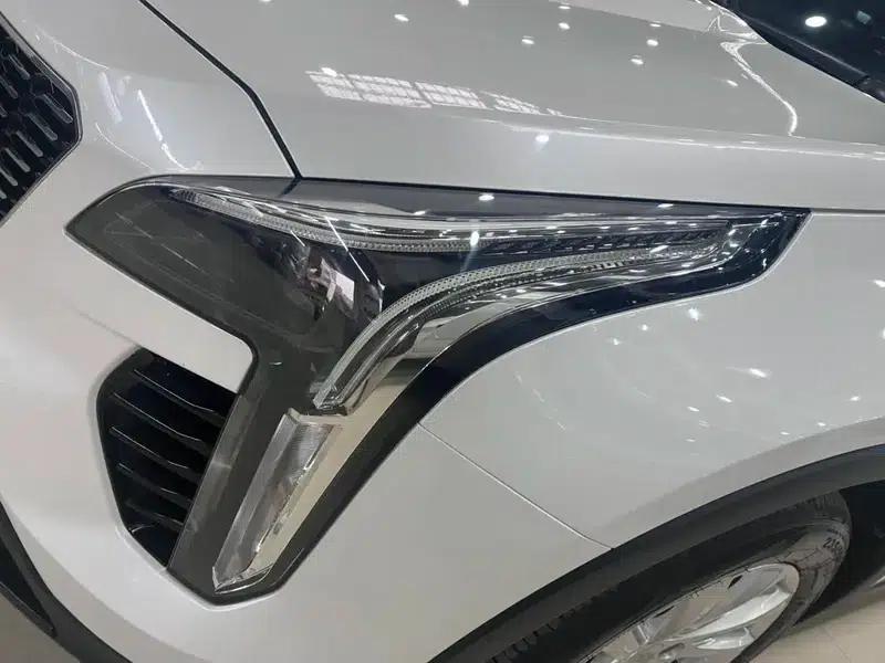 Cadillac XT4 2021 28T Two-Wheel Drive Technology Edition — миниатюра 7