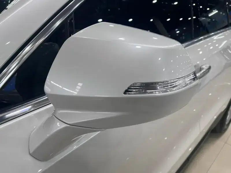 Cadillac XT4 2021 28T Two-Wheel Drive Technology Edition — миниатюра 9