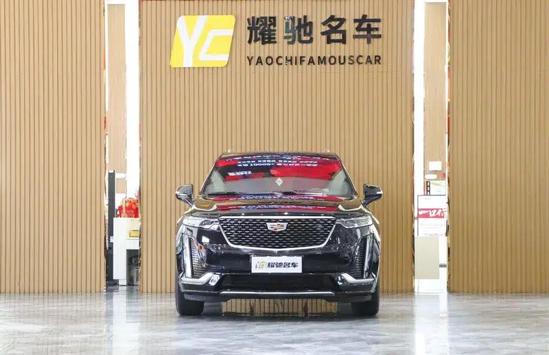Cadillac XT6 2022 2.0T Six-Seat AWD Luxury Standard Edition — миниатюра 2