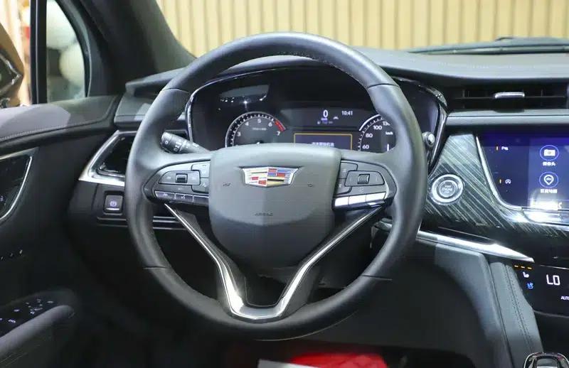 Cadillac XT6 2022 2.0T Six-Seat AWD Luxury Standard Edition — миниатюра 12