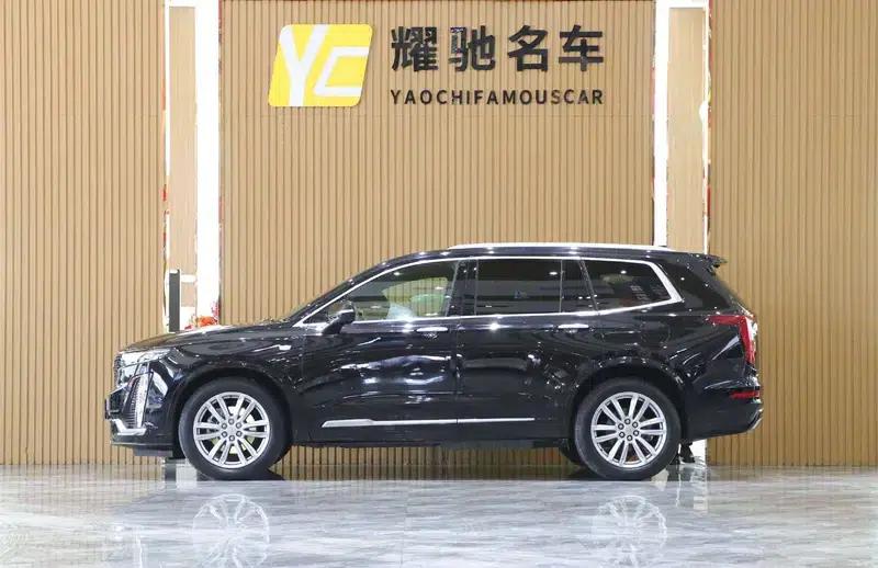 Cadillac XT6 2022 2.0T Six-Seat AWD Luxury Standard Edition — миниатюра 3