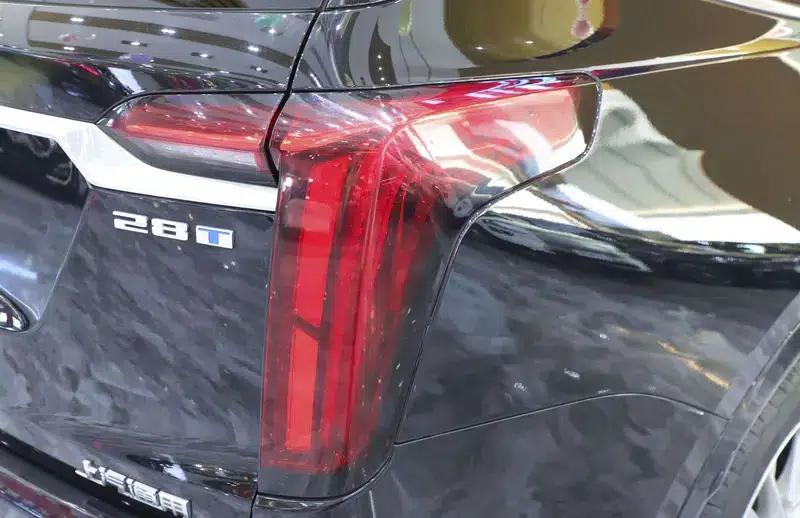 Cadillac XT6 2022 2.0T Six-Seat AWD Luxury Standard Edition — миниатюра 6